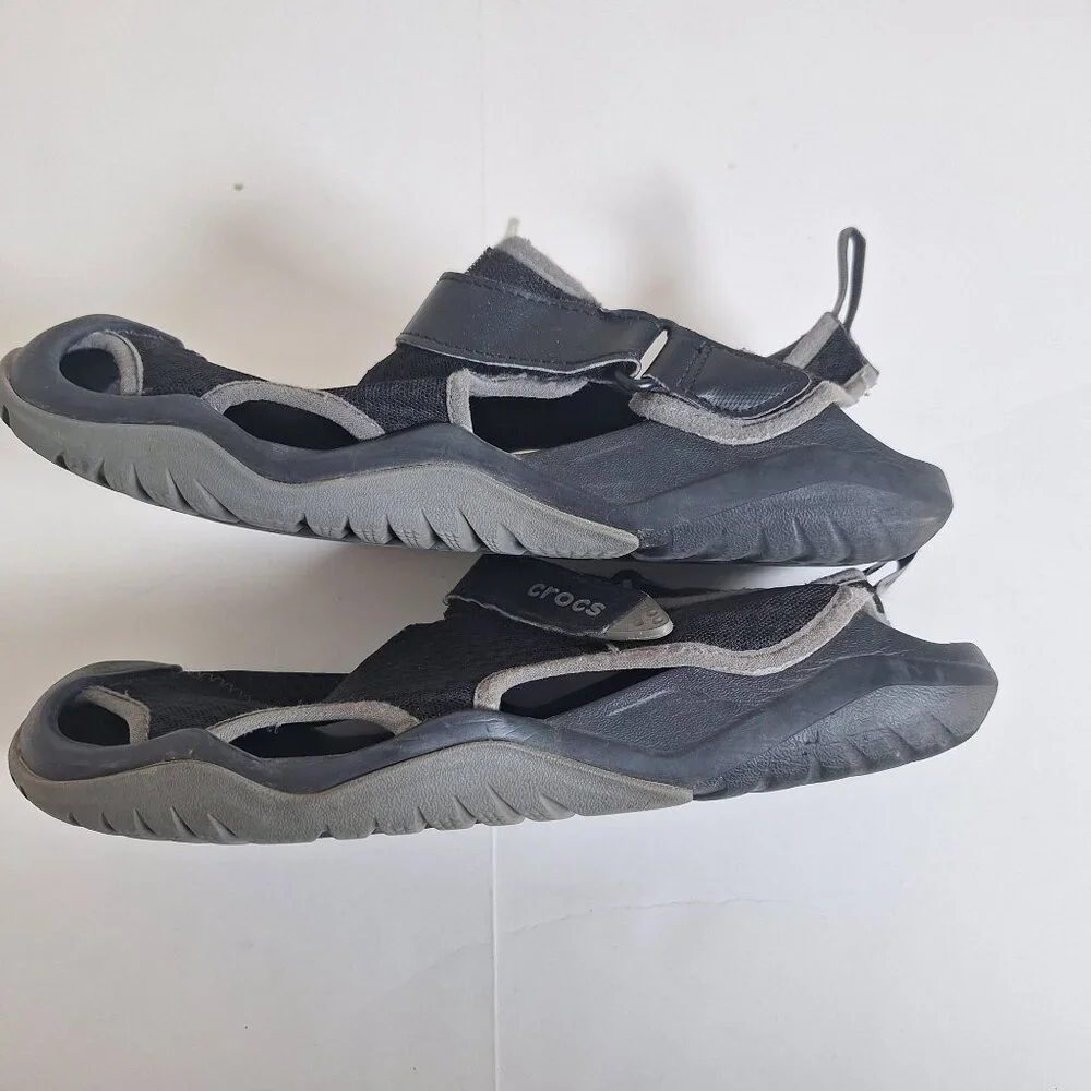 Crocs Mens black Sandals size 10